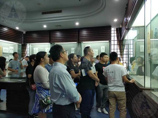 2019.10.14工管学院培训班参观1_副本.jpg
