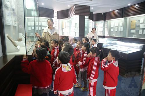 幼儿园3.jpg
